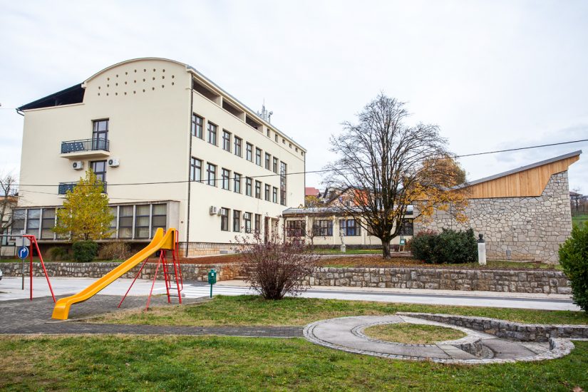Knjižnica Črnomelj
