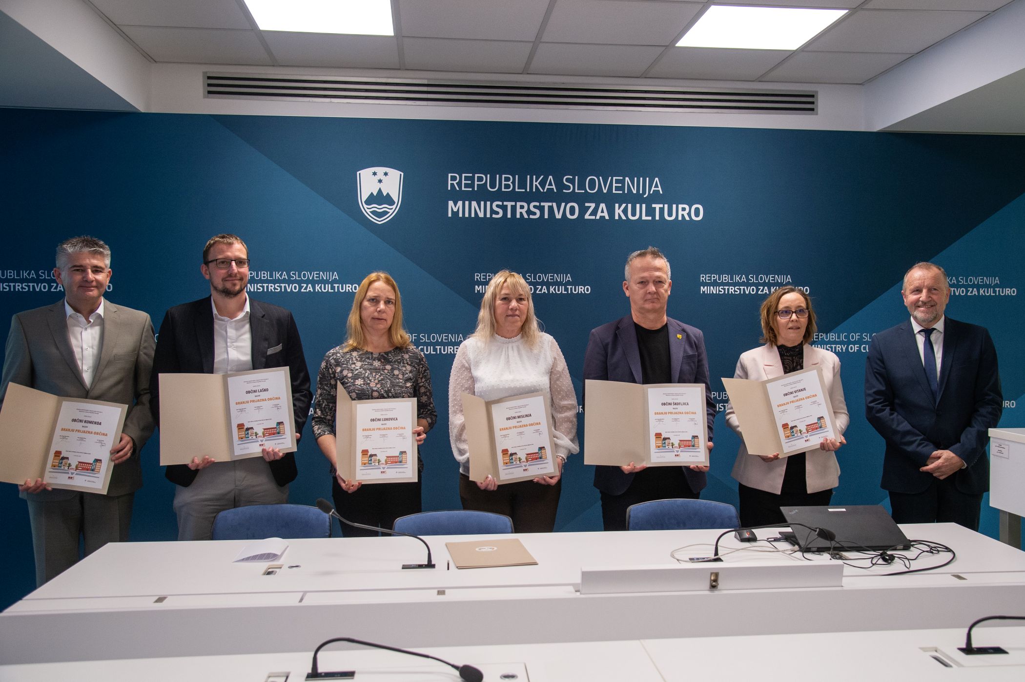 Branju_prijazna_občina_2025_podelitev_nove-1 Podelitev priznanj občinam, ki so prejele naziv Branju prijazna občina 2025.